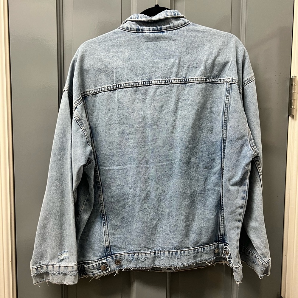 H&M Distressed Denim Jacket - Picture 8 of 9